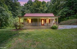 204 Thomas Road, Rogersville, TN 37857