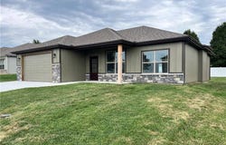 810 Timberline Drive, Cameron, MO 64429