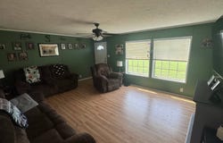28048 E 322nd Ave, Ridgeway, MO 64481