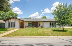 400 Glenn Drive, Hurst, TX 76053