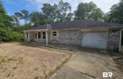 2700 Pine Ridge Drive, Lillian, AL 36549