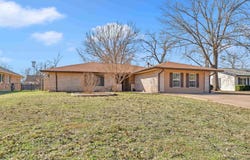 213 Corder Ln, Burnet, TX 78611