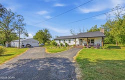 2256 E 15th Street, Carthage, MO 64836
