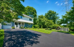 7 Rutledge Road, Valhalla, NY 10595