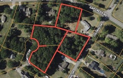 Colonial Drive, Greer, SC 29651
