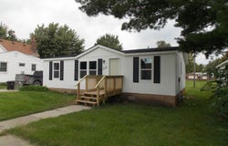 305 E Walnut Street, Ogden, IA 50212