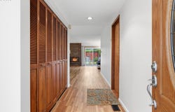 10440 SW CENTURY OAK Dr, Portland, OR 97224