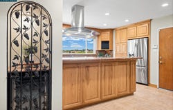 4050 Saint Marys St, Martinez, CA 94553