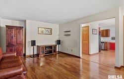 2000 Stockton Drive, Springfield, IL 62703