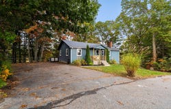 78 Cliff Drive, Freetown, MA 02702