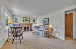 115 Shafer Rd, Coraopolis, PA 15108