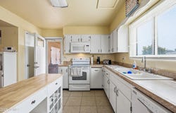 10306 W AUDREY Drive, Sun City, AZ 85351