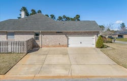 5997 Stonechase Blvd, Pace, FL 32571