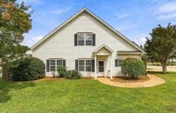 382 Still Water Circle, Boiling Springs, SC 29316