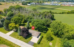 5730 W SANDRA Drive, APPLETON, WI 54913