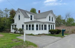 58 Emerald St, Winchendon, MA 01475