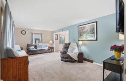 8640 Primrose Lane, Clive, IA 50325