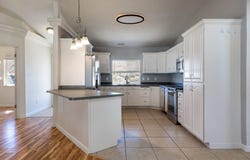 624 S Hillside Dr, Kanab, UT 84741