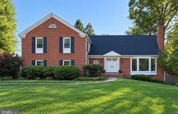 1162 OLD STAGE Court, MCLEAN, VA 22102