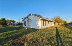 1211 Campbell Street, Sweetwater, TX 79556