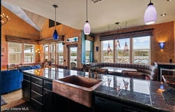 46700 Highway 200, Hope, ID 83836