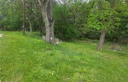 359 Ewing St, Meadowlands, PA 15347