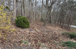 A Stones Throw, St Albans, WV 25177