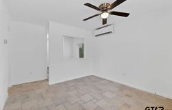 327 Randolph St, Lone Star, TX 75668