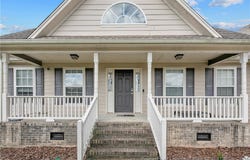 1906 Sunshine Court, Hope Mills, NC 28348