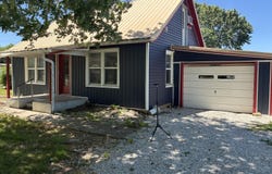 111 Galyan Street, Stockton, MO 65785