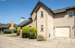 360 MIA Ln, Eugene, OR 97401