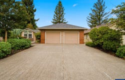 6137 Hogan Dr N, Keizer, OR 97303