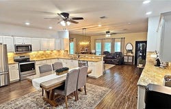 201 Smith Street, Columbus, TX 78934