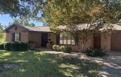 818 S 17Th Street, Centerville, IA 52544