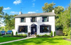 901 Locust Road, Wilmette, IL 60091