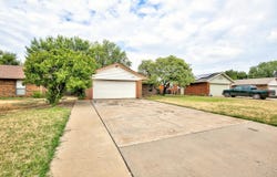 2822 Mt Vernon, Enid, OK 73703