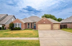 3945 S 217th E Avenue, Broken Arrow, OK 74014