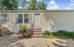 2113 Monroe Drive, Urbana, IL 61802