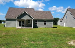 110 Rolling Water Lane, Swansboro, NC 28584