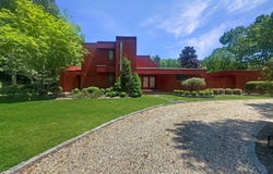 18 QUARTER CT, Westhampton, NY 11977