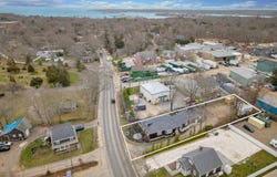 322 State Road, Vineyard Haven, MA 02568
