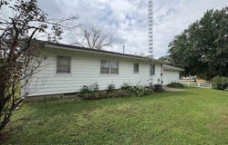 1504 9th Avenue, Eldora, IA 50627