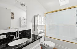 105 Oakview Hwy, East Hampton, NY 11937