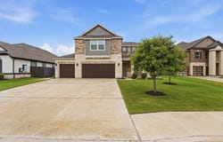 1515 Foxglove Dr, Lockhart, TX 78644