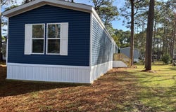 220 Sequoia Dr, Newport, NC 28570