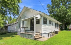 1419 Perkins St, Alcoa, TN 37701