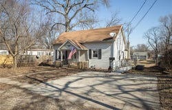 300 E Florence Street, Windsor, MO 65360
