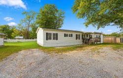 2712 E 4th Avenue, Big Stone Gap, VA 24219