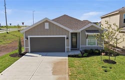 1301 Saddle Court, Raymore, MO 64083