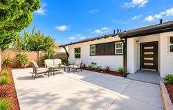 6692 Sutton, Westminster, CA 92683